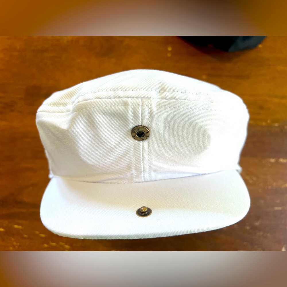 White Flat Cap - Picture 3 of 8